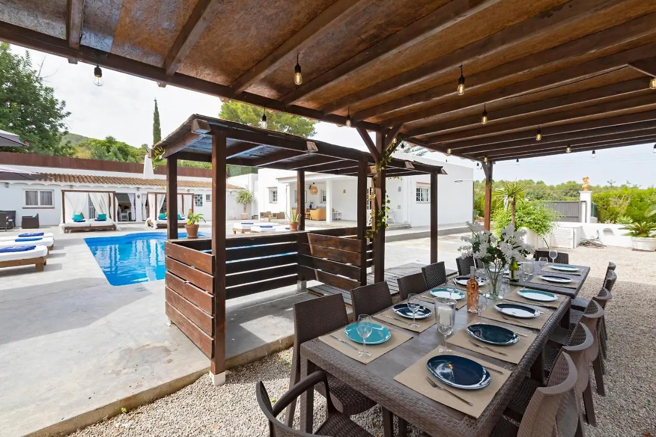 Villa In Ibiza Town With Private Pool, Sleeps 10 圣若法尔萨克鲁